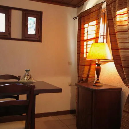 Διαμέρισμα Pine By Alure Αράχωβα